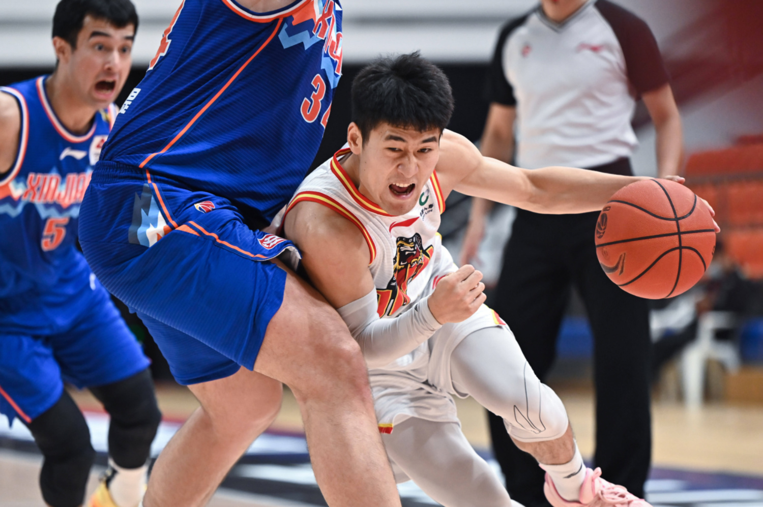 吉林队完胜尼克斯，陶汉林关键制胜