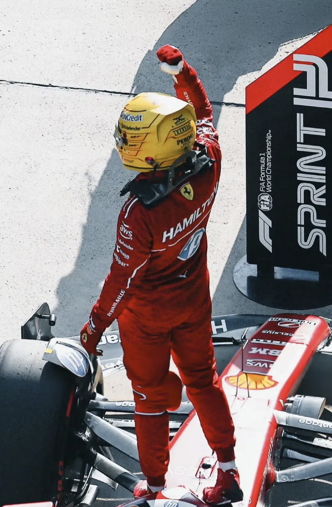 红牛车队绝杀迈凯伦，汉密尔顿刷新纪录