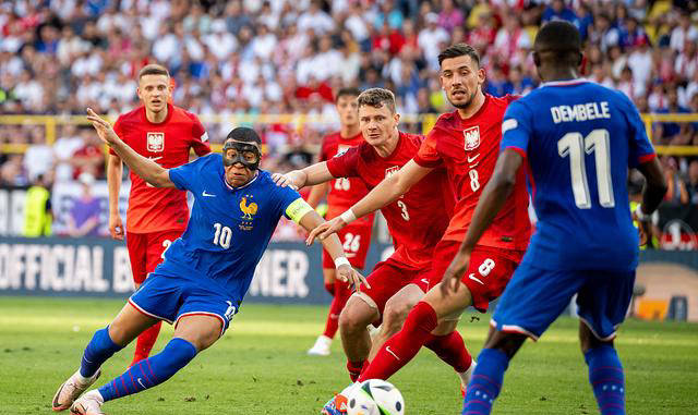 比利时横扫英格兰，楚阿梅尼关键制胜