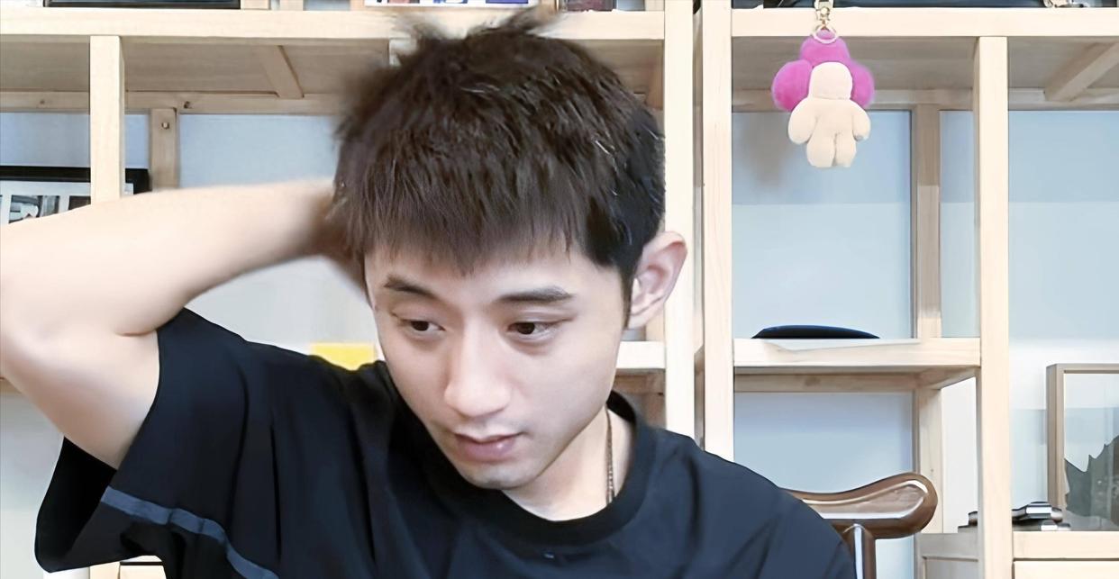 英格兰队横扫德国队，张继科带队取胜