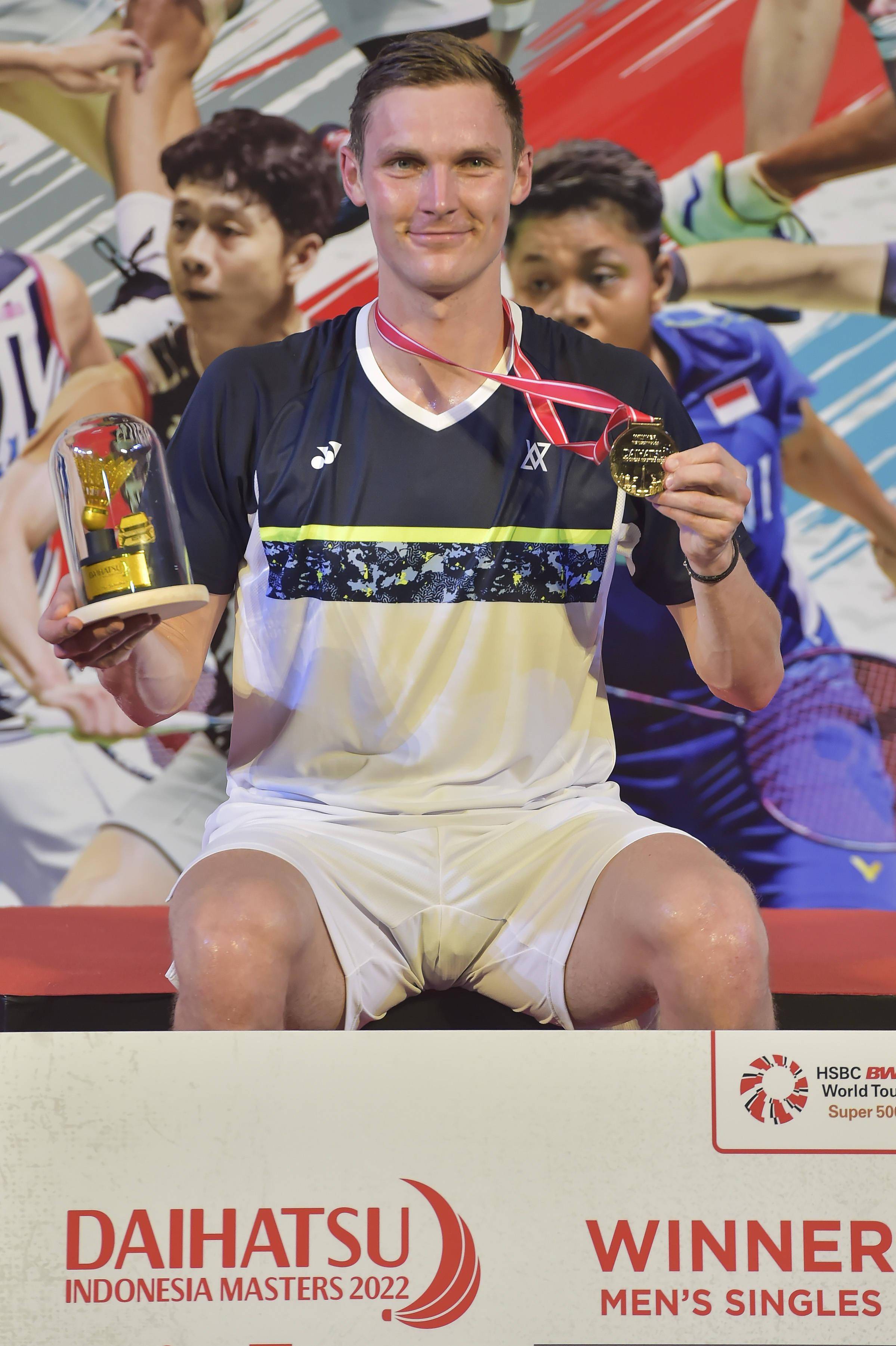 日本队碾压印度队,安赛龙点燃赛场 日本队碾压印度队,安赛龙点燃赛场