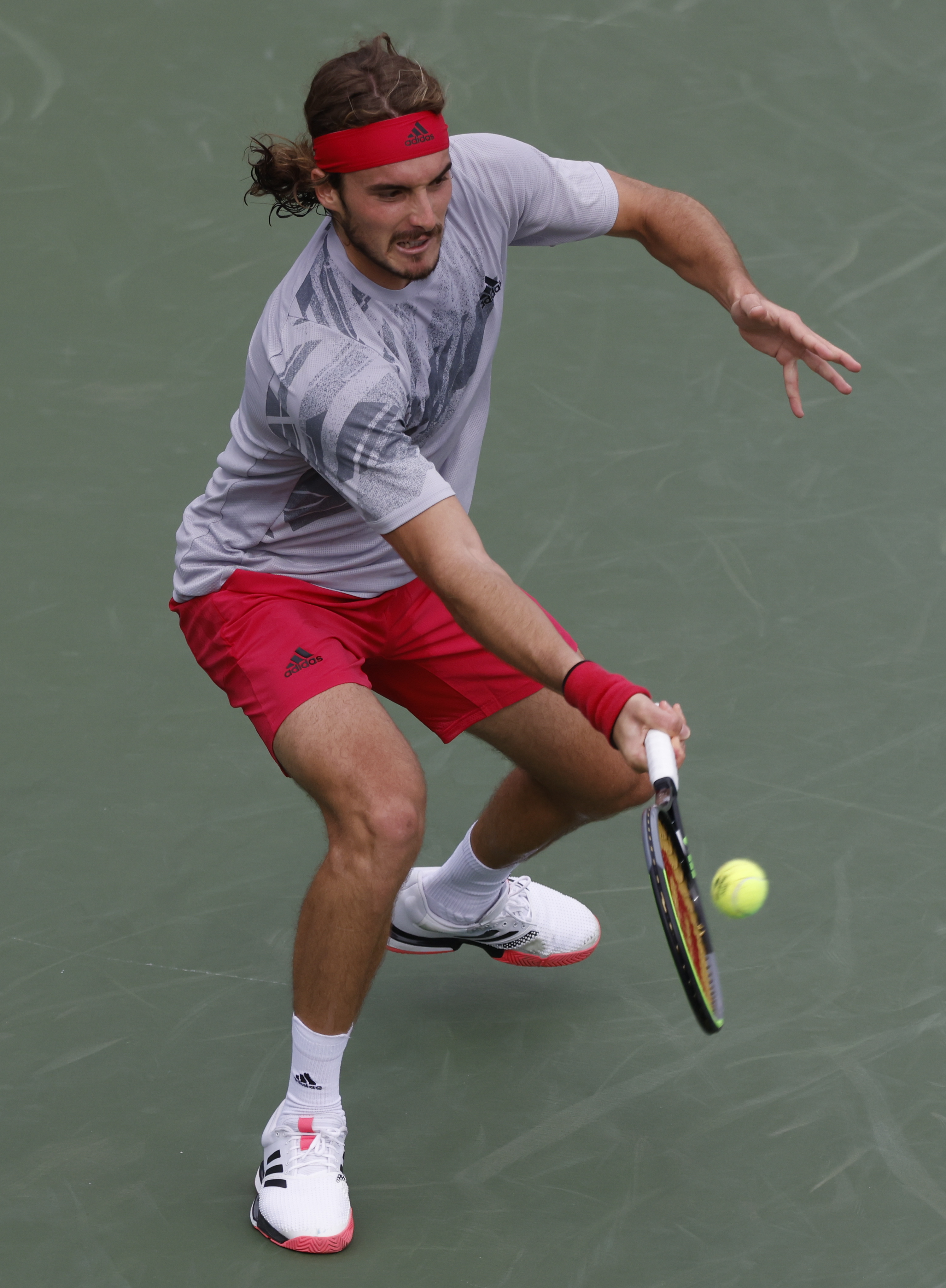 美国网球队逆转澳大利亚网球队，西西帕斯高光表现