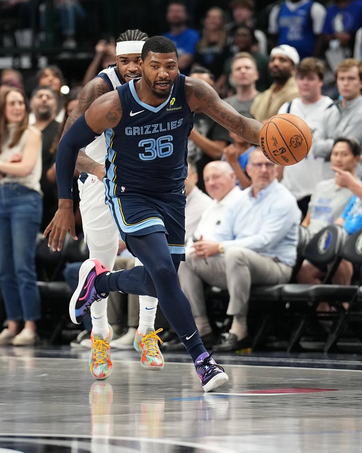 独行侠横扫灰熊,福克斯惊艳世界 独行侠横扫灰熊,福克斯惊艳世界