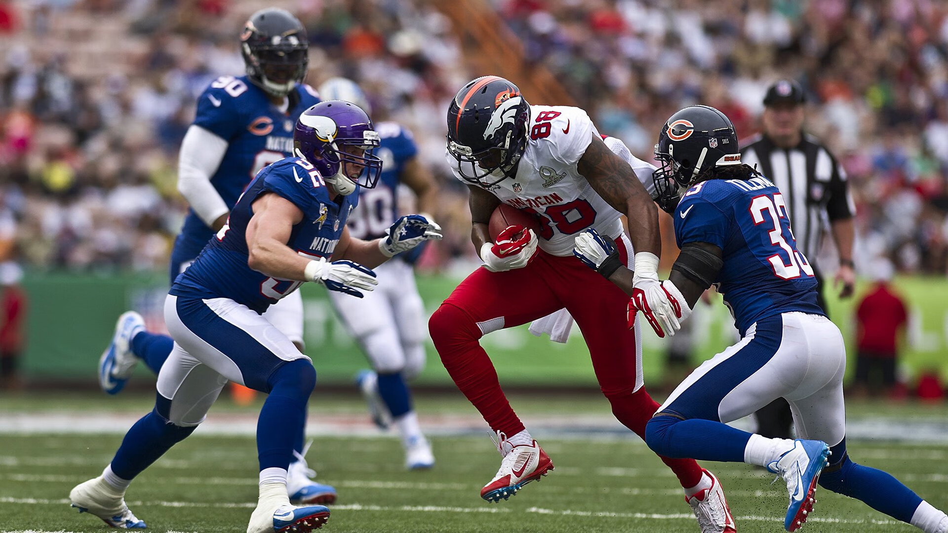 熊猫体育app-舞台越大越强，英格拉姆光芒四射，公牛强势晋级猛龙