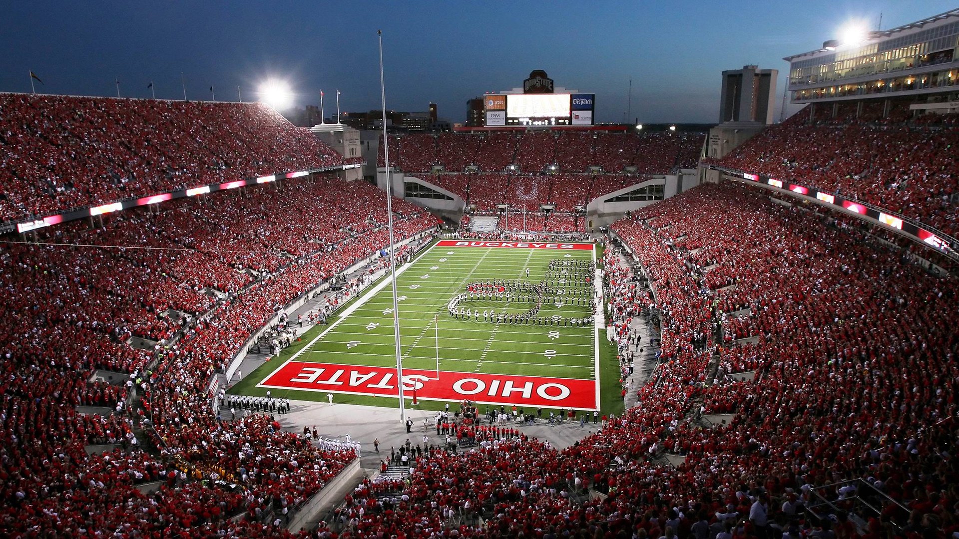 世界排名争夺战之夜，阿拉巴数据全面爆炸，重新定义现代后卫价值